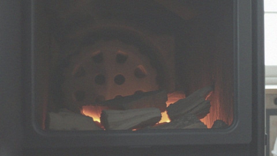 Jak palić w piecu CO z dmuchawą? Wskazówki i techniki efektywnego spalania