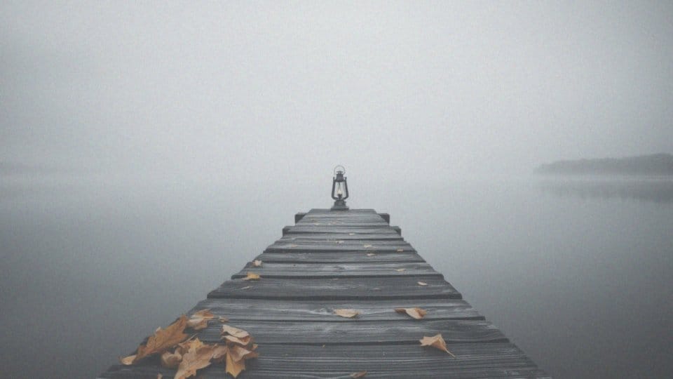 Nostalgia a melancholia – różnice i wpływ na nasze emocje